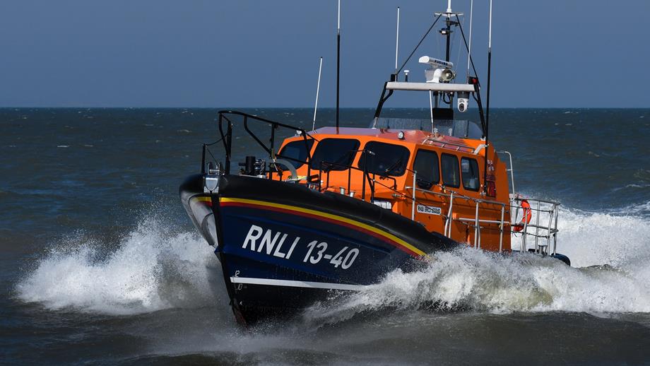 rnli_lifeboat_.jpg